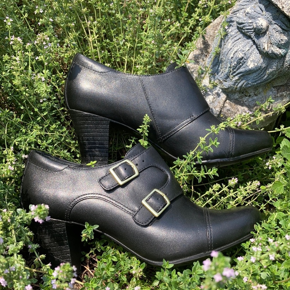 Clarks Bendables Black Heeled Bootie